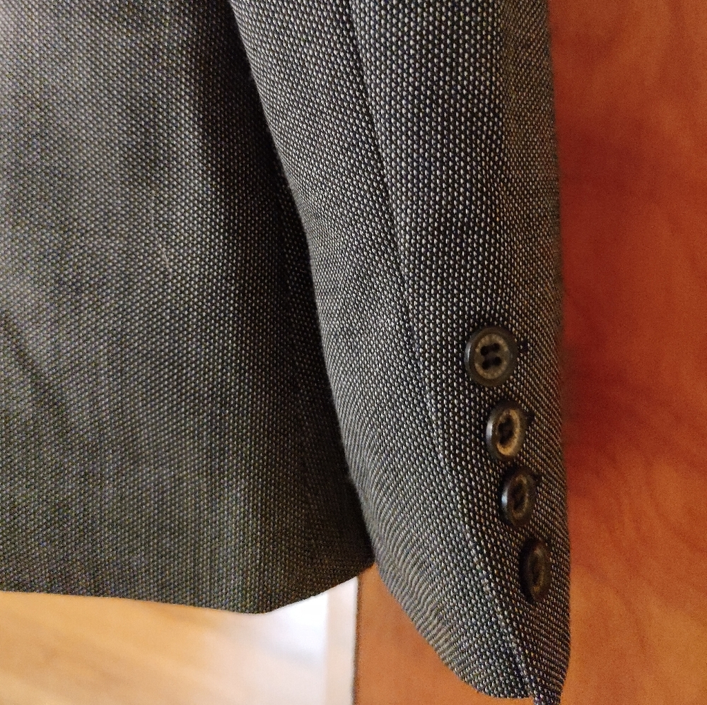 Anne Klein blazer. Tiny black and white checks. 3 buttons. Women's 10. - Picture 11 of 16